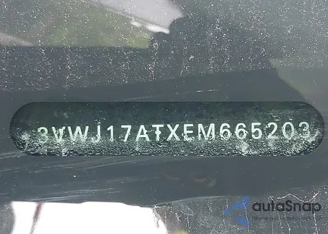 2014 Volkswagen Beetle 1.8T из США, поврежденный, VIN 3VWJ17ATXEM665203